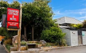 Cranford Cottages And Motel